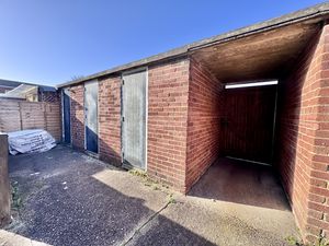 Photo 15- click for photo gallery